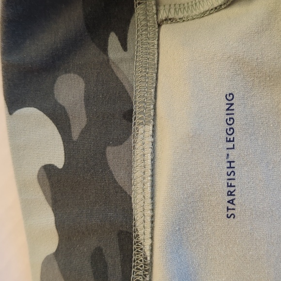 Lands' End Camouflage Starfish Legging Pant LARGE Green Camo - Picture 4 of 14